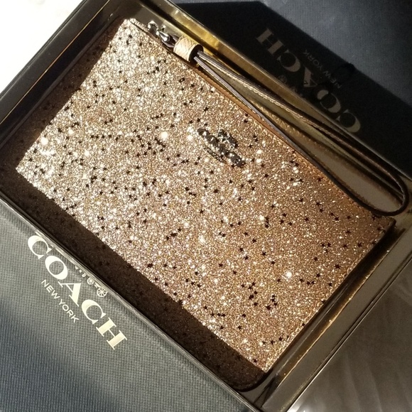 🍒NIB🍒 COACH STAR GLITTER WRISTLET + GIFT BOX - Picture 2 of 8